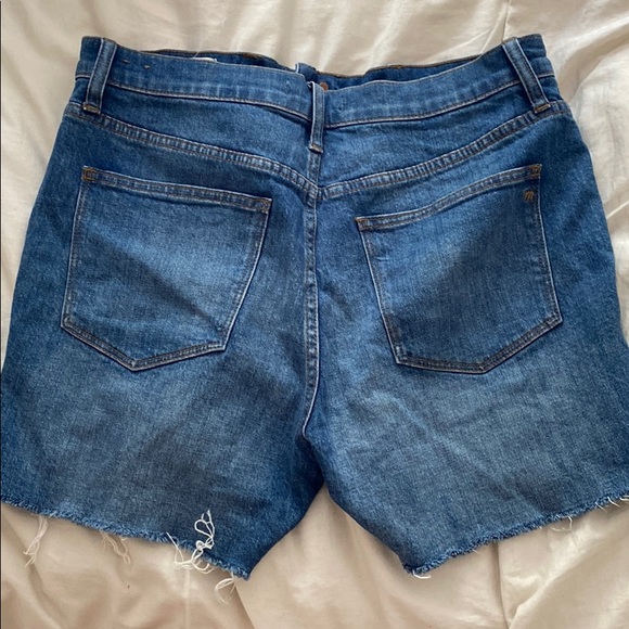 Madewell size 29 high rise denim shorts - Picture 4 of 4